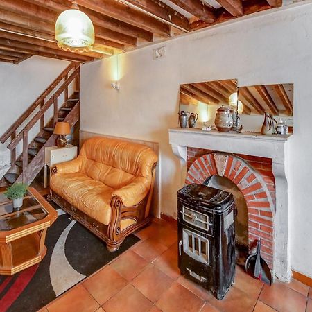 Traditional Holiday Home In Brinon Sur Beuvron Екстериор снимка